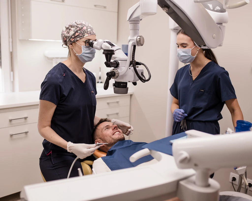 Szájsebészet, implantáció beavatkozás Szeged